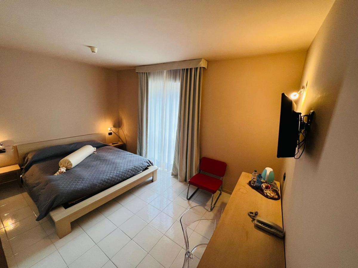 Hotel Garni Santa Caterina Орта-Сан-Джулио Экстерьер фото