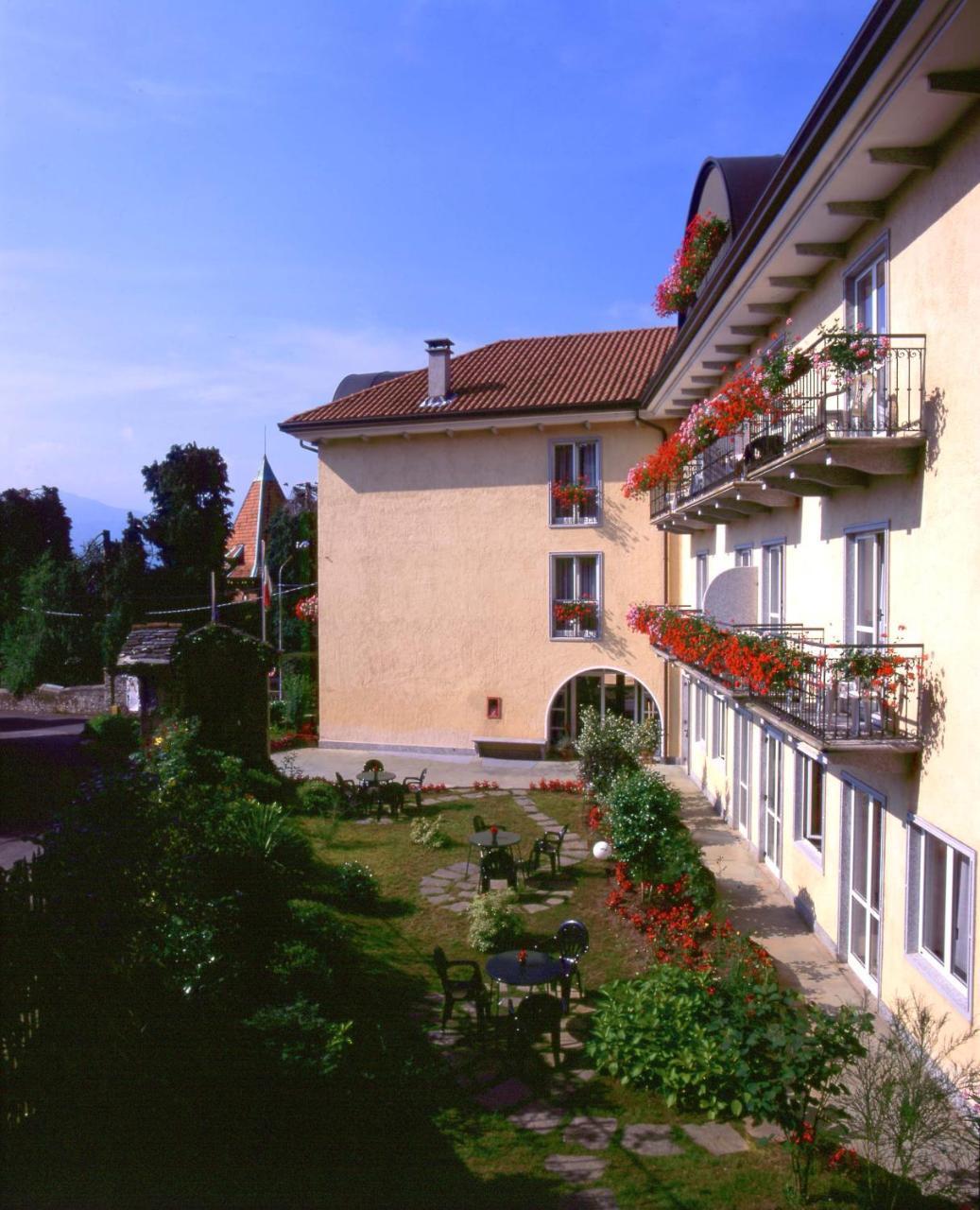 Hotel Garni Santa Caterina Орта-Сан-Джулио Экстерьер фото